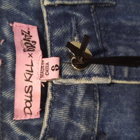 NWT Bratz Dolls Kill Rhinestone HIgh Rise Jeans Sz S. - Picture 4 of 8